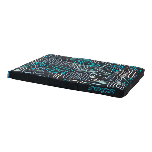 ROGZ GRAPHIX flat pet bed in black and blue pattern